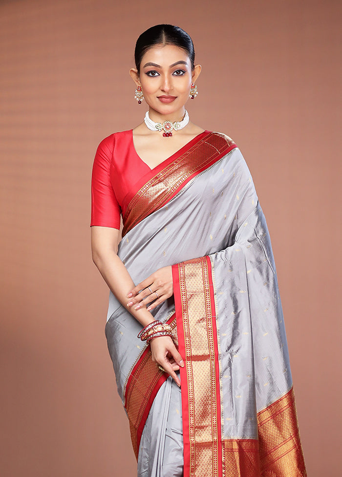 Grey Kanjivaram Silk Saree With Blouse Piece
