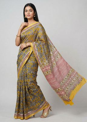 White Chanderi Silk Saree With Blouse Piece