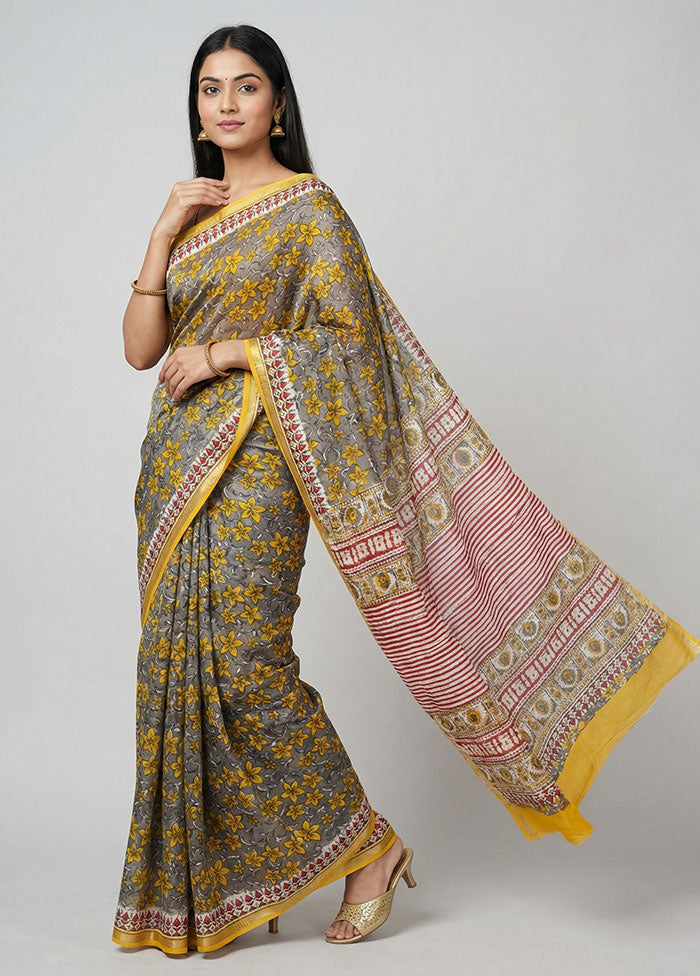 White Chanderi Silk Saree With Blouse Piece