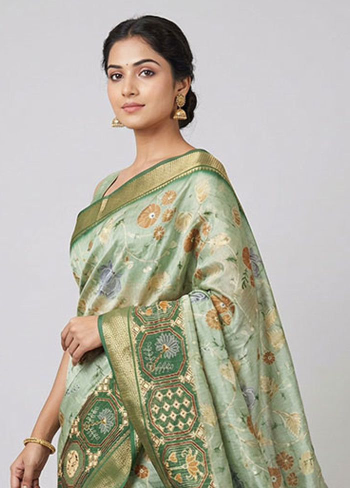 Green Dupion Silk Saree With Blouse Piece