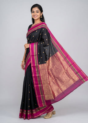 Black Handloom Kanjivaram Pure Silk Saree With Blouse Piece