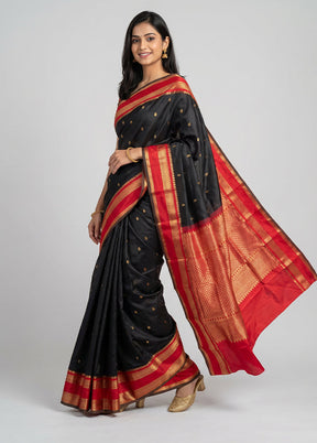 Black Handloom Kanchipuram Pure Silk Saree With Blouse Piece