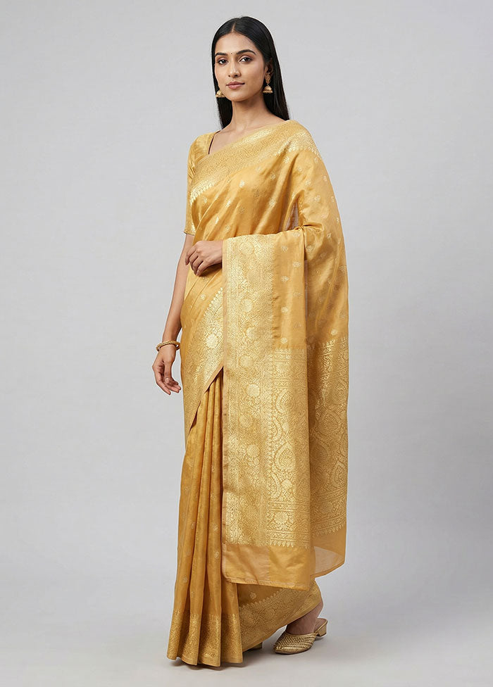 Cream Handloom Banarasi Pure Silk Saree With Blouse Piece