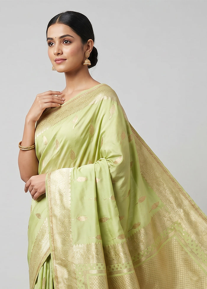 Green Dupion Silk Saree With Blouse Piece