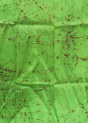 Green Printed Pure Silk Saree Without Blouse Piece