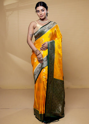 Yellow Georgette Saree With Blouse Piece