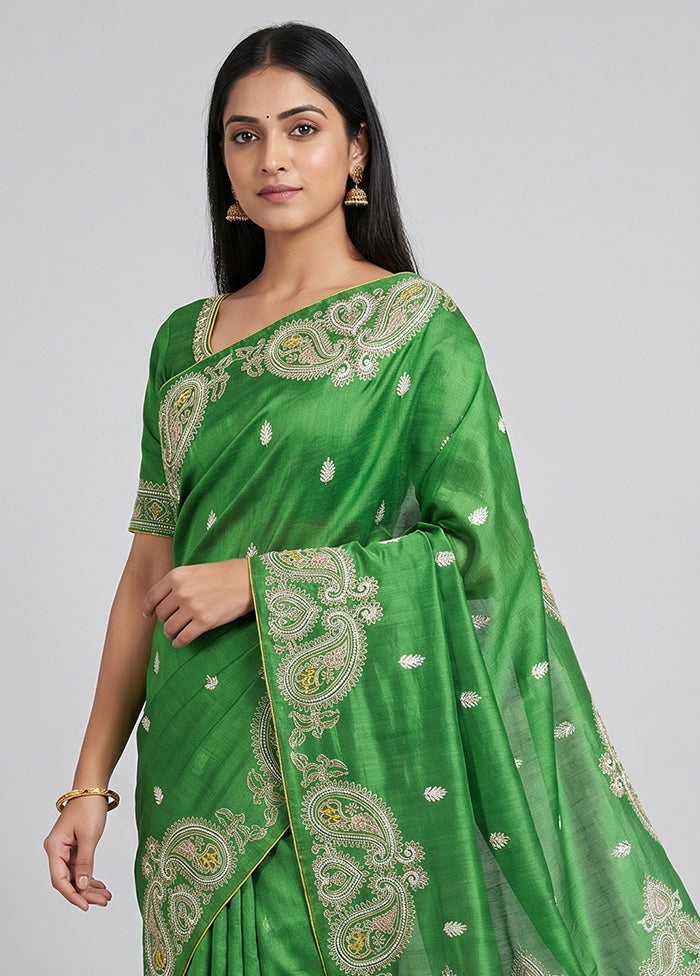 Green Handloom Tussar Pure Silk Saree With Blouse Piece