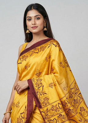 Yellow Printed Silk Saree Without Blouse Piece