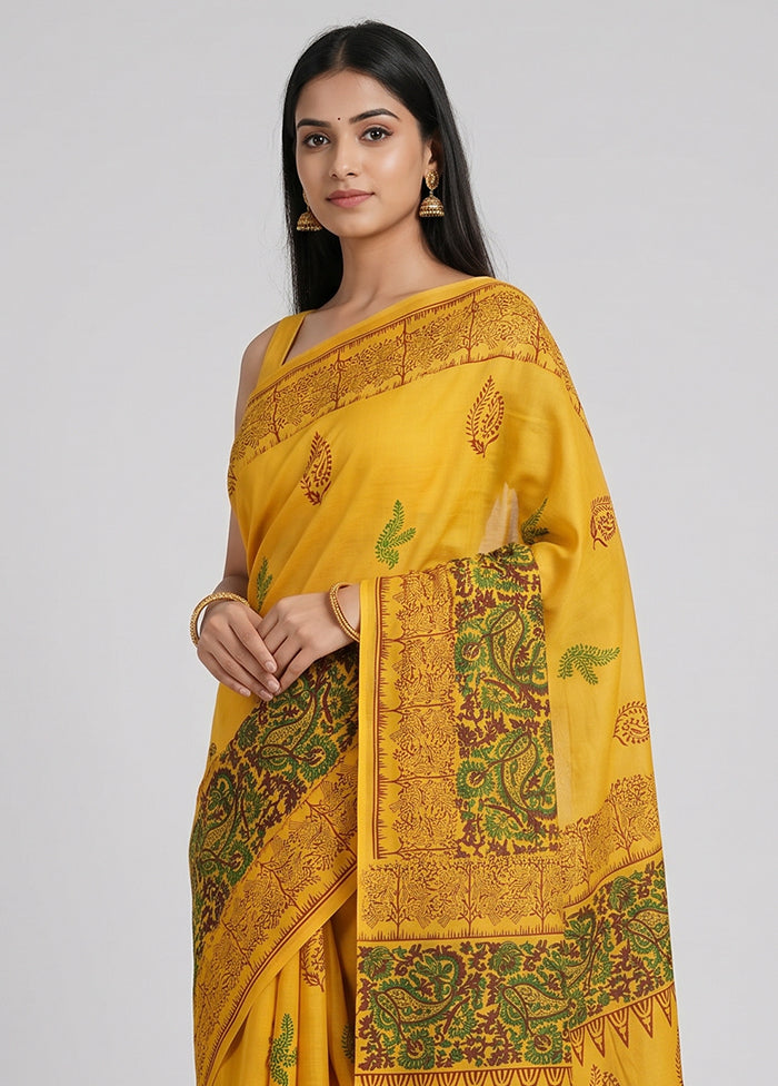 Yellow Printed Silk Saree Without Blouse Piece
