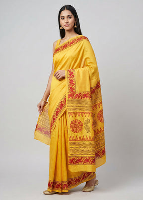 Yellow Printed Silk Saree Without Blouse Piece