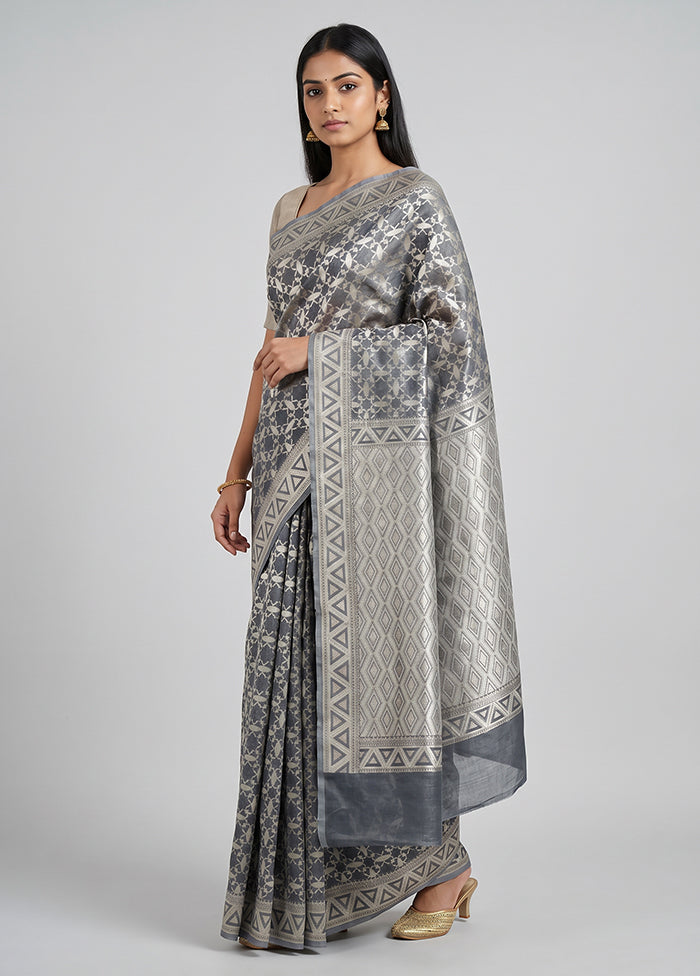 Grey Kora Silk Saree With Blouse Piece