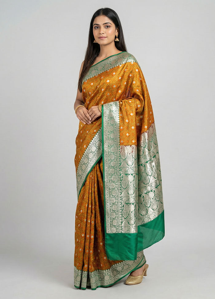 Rust Tanchoi Silk Saree With Blouse Piece