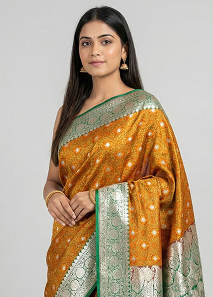 Rust Tanchoi Silk Saree With Blouse Piece