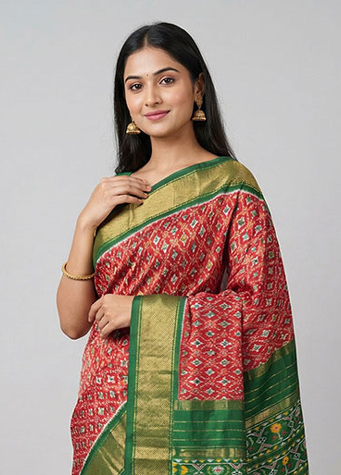 Cream Handloom Ikkat Pure Silk Saree With Blouse Piece