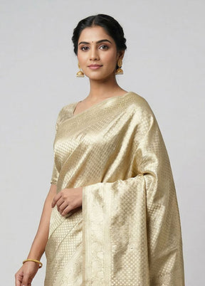 Green Tissue Silk Saree With Blouse Piece