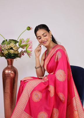 Pink Handloom Pure Georgette Saree With Blouse Piece