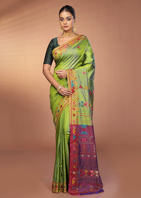 Green Handloom Printed Pure Silk Saree Without Blouse Piece