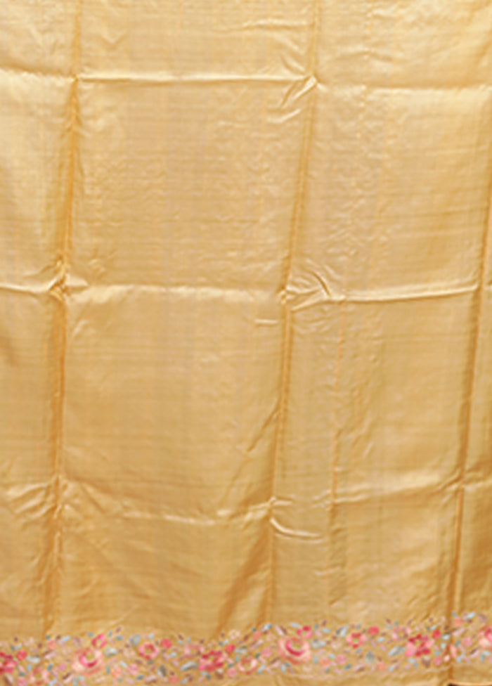 Yellow Handloom Tussar Pure Silk Saree With Blouse Piece
