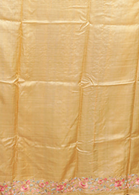 Yellow Handloom Tussar Pure Silk Saree With Blouse Piece