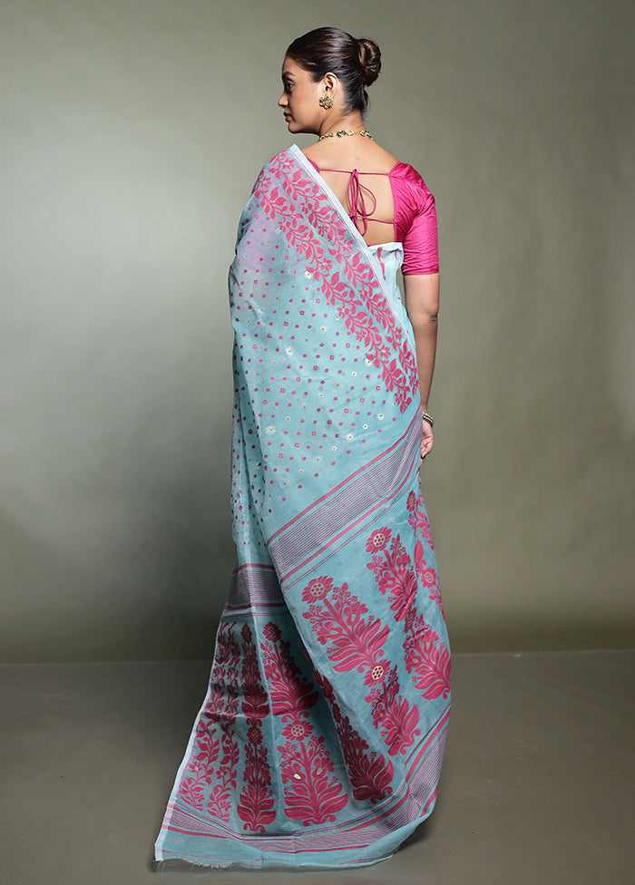 Green Tant Jamdani Saree Without Blouse Piece