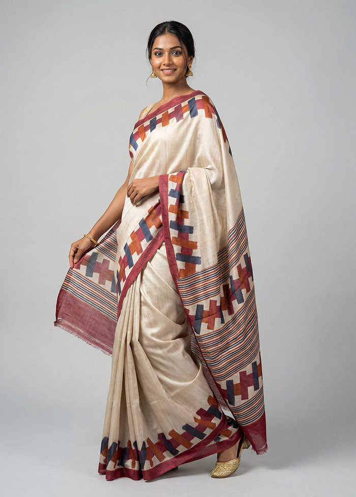 Cream Handloom Tussar Pure Silk Saree With Blouse Piece