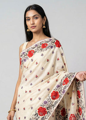 Cream Handloom Tussar Pure Silk Saree With Blouse Piece