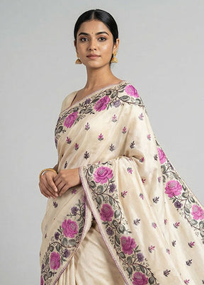 Cream Handloom Tussar Pure Silk Saree With Blouse Piece