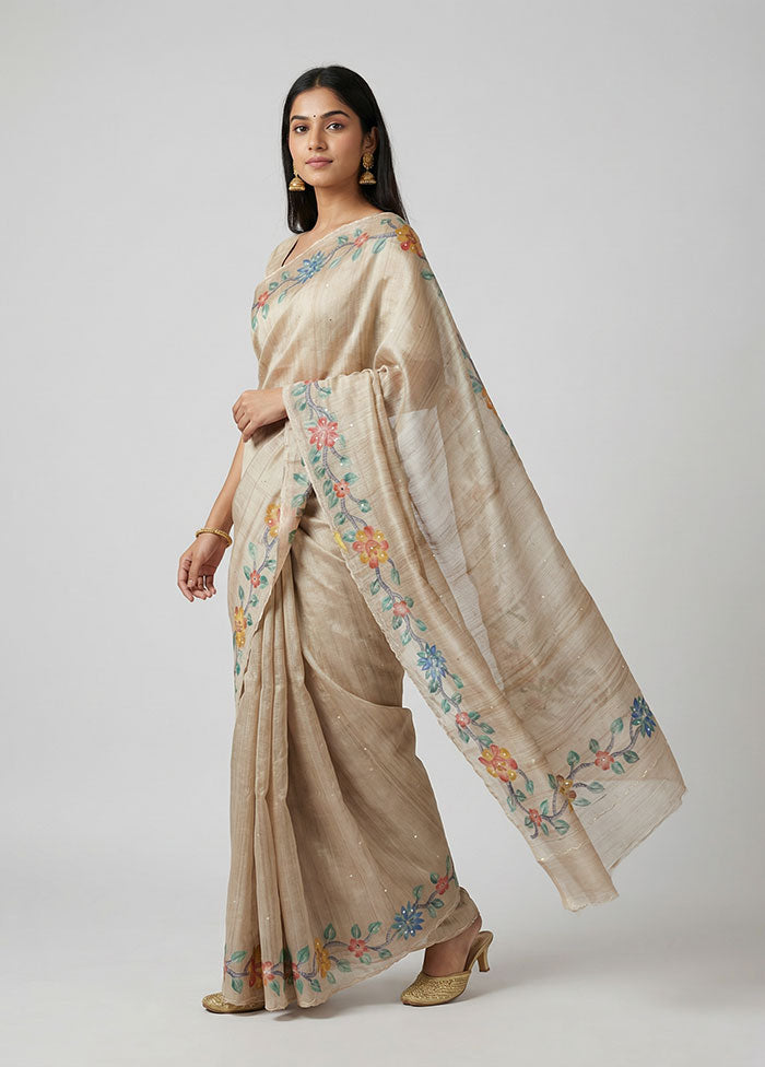 Cream Handloom Tussar Pure Silk Saree With Blouse Piece