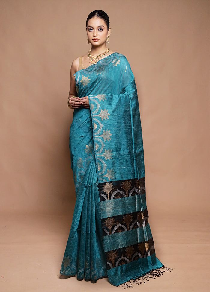 Blue Handloom Matka Pure Silk Saree With Blouse Piece