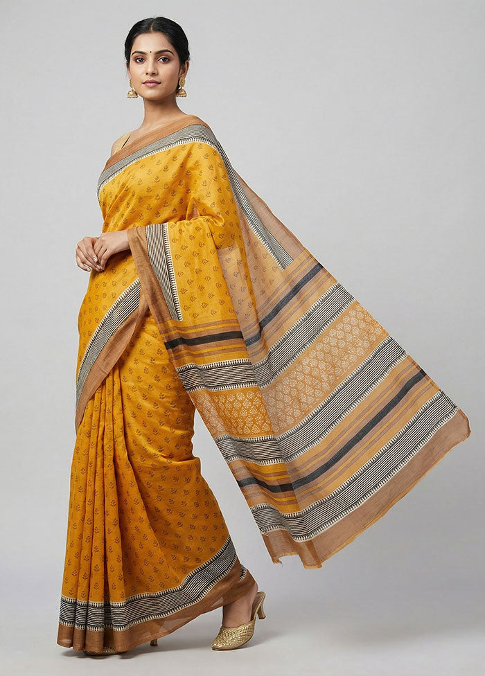 Orange Printed Silk Saree Without Blouse Piece