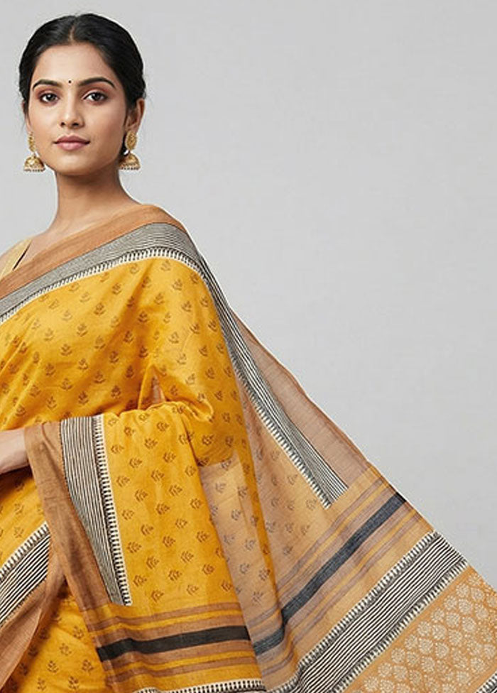 Orange Printed Silk Saree Without Blouse Piece