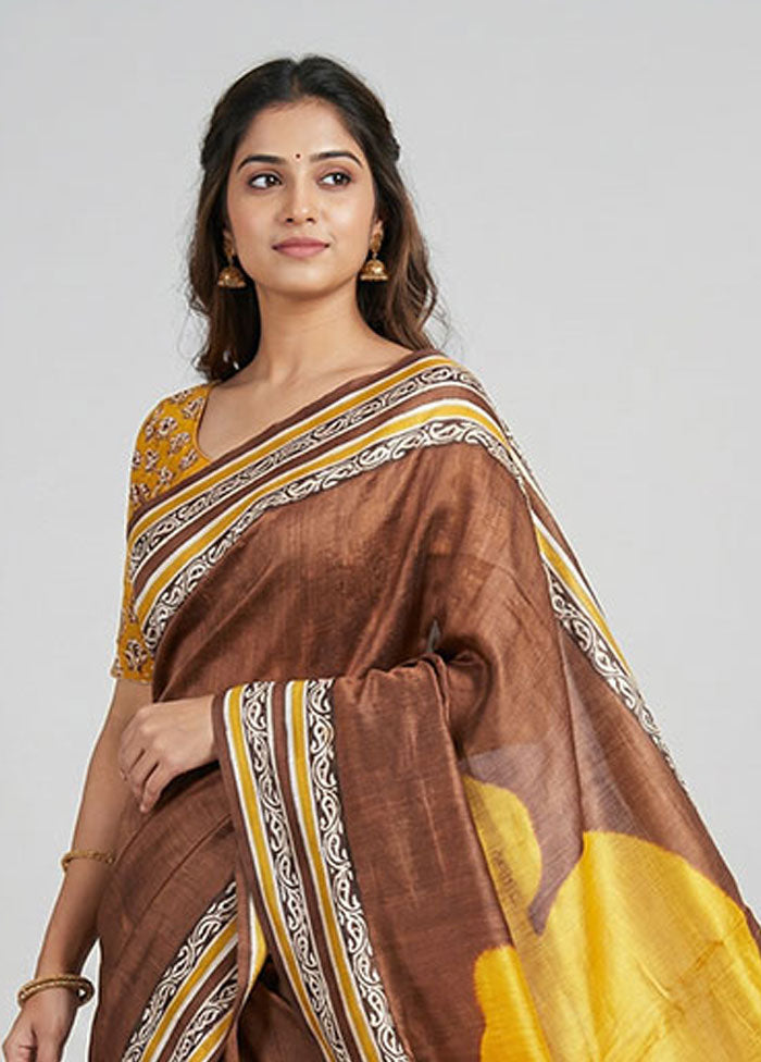 Yellow Printed Silk Saree Without Blouse Piece