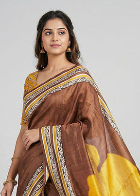 Yellow Printed Silk Saree Without Blouse Piece