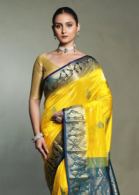 Yellow Handloom Kanjivaram Pure Silk Saree With Blouse Piece