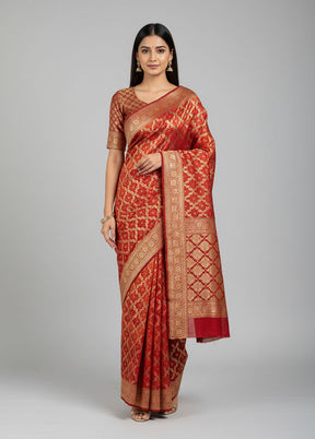 Red Bandhej Silk Saree With Blouse Piece