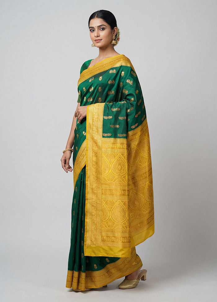 Multicolor Kanjivaram Silk Saree With Blouse Piece