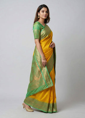 Multicolor Kanjivaram Silk Saree With Blouse Piece
