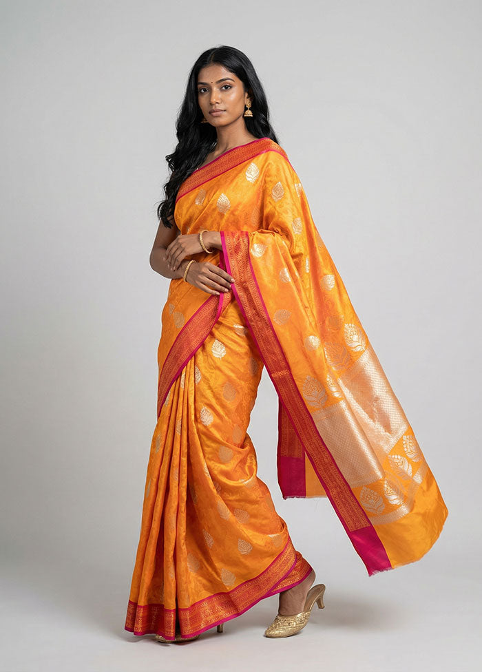 Yellow Handloom Tanchoi Pure Silk Saree With Blouse Piece