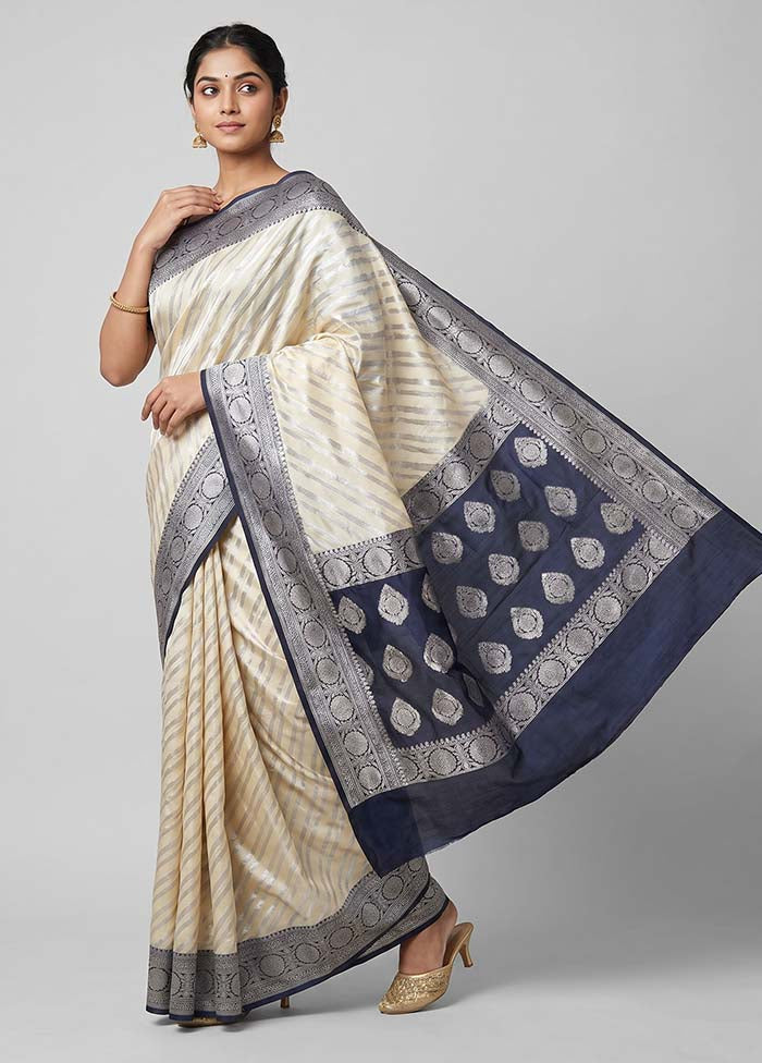 White Organza Saree With Blouse Piece