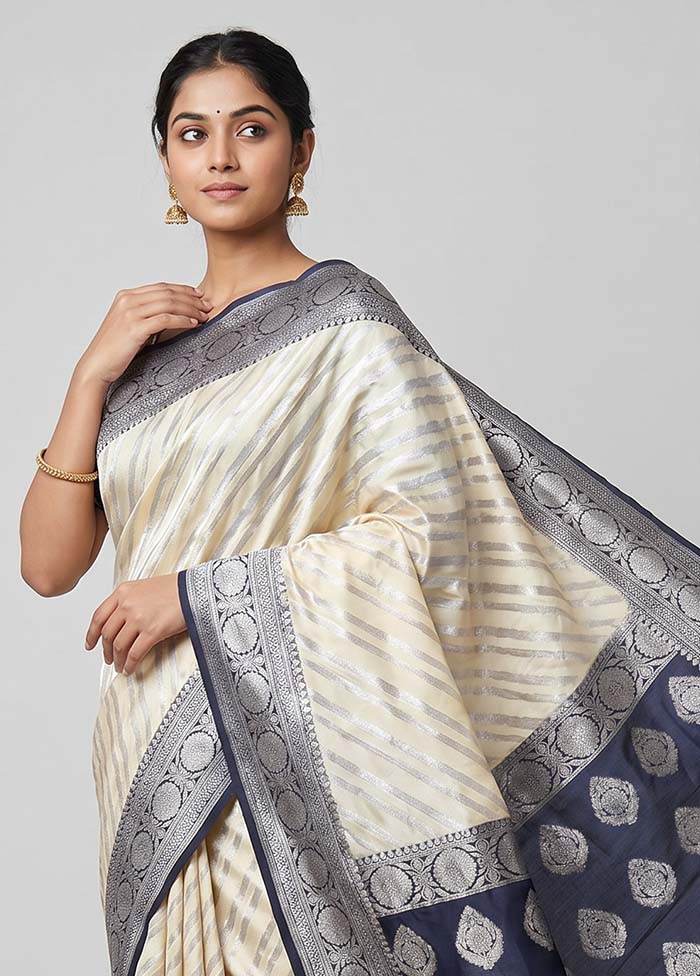 White Organza Saree With Blouse Piece