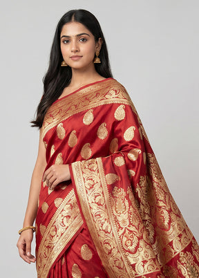 Maroon Handloom Banarasi Pure Silk Saree With Blouse Piece