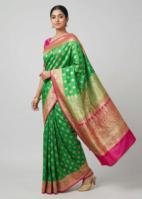 Green Handloom Banarasi Pure Silk Saree With Blouse Piece
