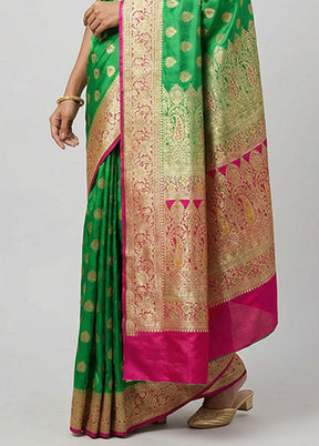 Green Handloom Banarasi Pure Silk Saree With Blouse Piece