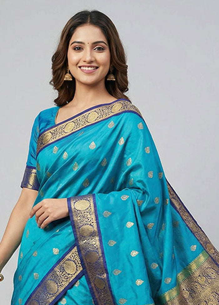 Green Handloom Kanchipuram Pure Silk Saree With Blouse Piece