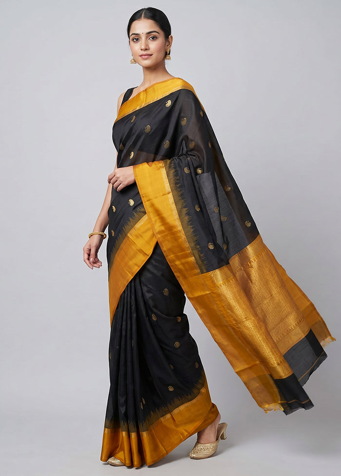 Black Handloom Kanchipuram Pure Silk Saree With Blouse Piece