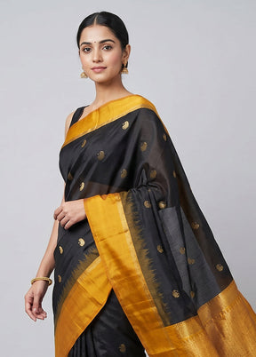 Black Handloom Kanchipuram Pure Silk Saree With Blouse Piece