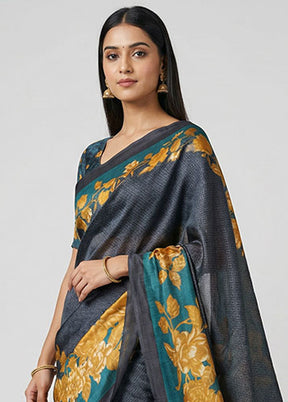 Grey Printed Silk Saree Without Blouse Piece