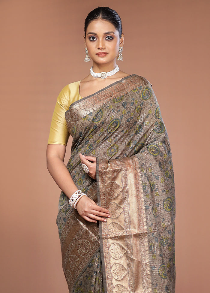 Cream Tussar Silk Saree With Blouse Piece