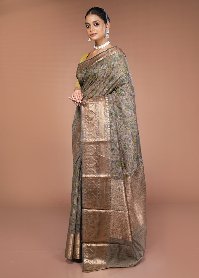 Cream Tussar Silk Saree With Blouse Piece