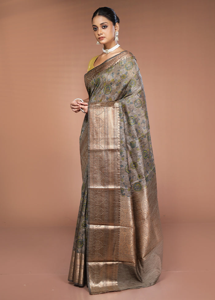 Cream Tussar Silk Saree With Blouse Piece
